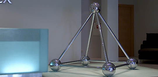 t8